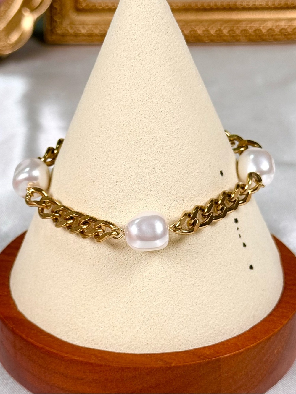 #185 18K Gold Plated Stainless Steel Chunky Bracelet
